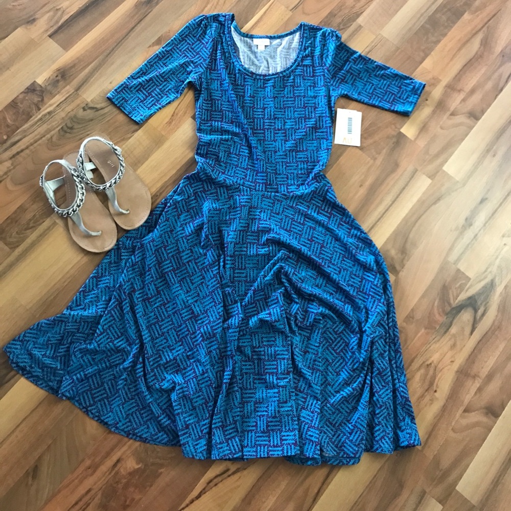 ⬇️PRICEDROP⬇️ LuLaRoe Nicole Dress XS NWT LLR