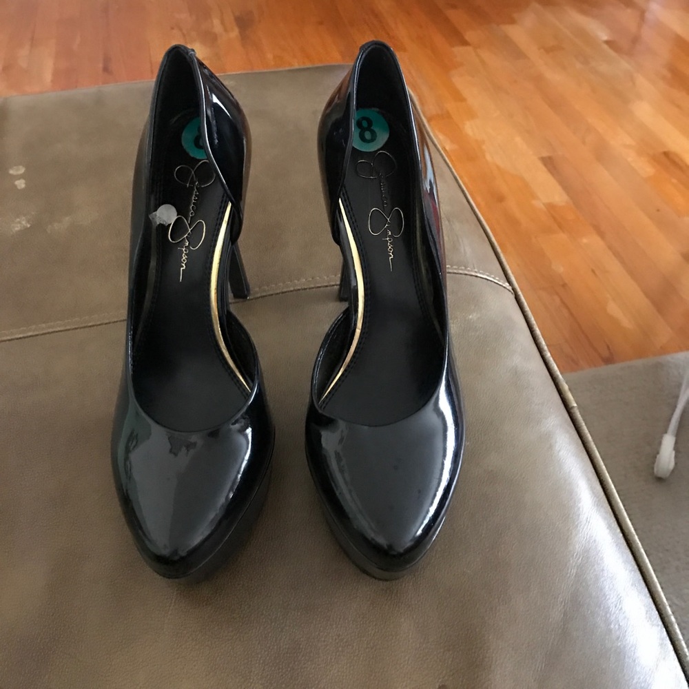 Black Shiny Jessica Simpson pumps