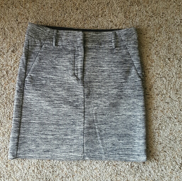 LOFT Dresses & Skirts - LOFT skirt