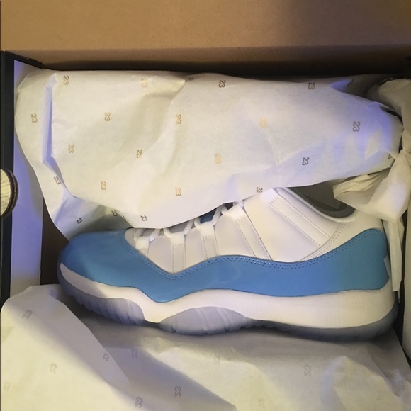 Deadstock Air Jordan retro 11 Low Carolina blue main image 7