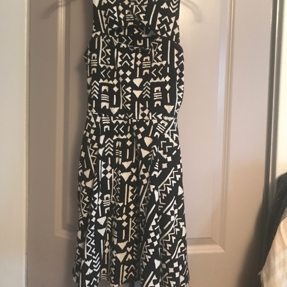 Black and white print dress