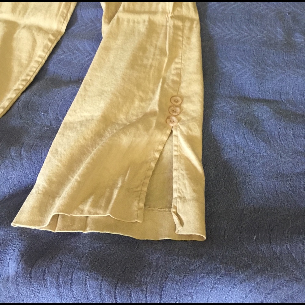 Capris - Picture 3 of 4