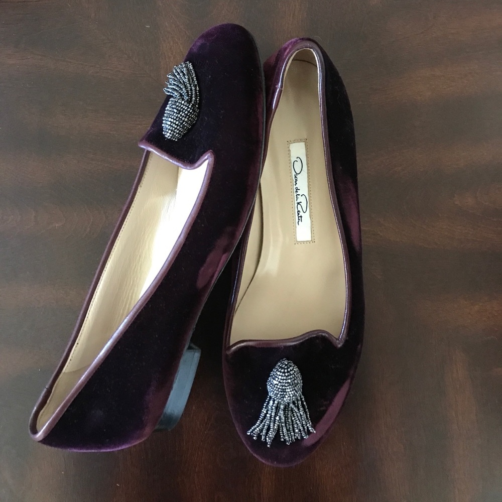 Oscar de la Renta velvet flat