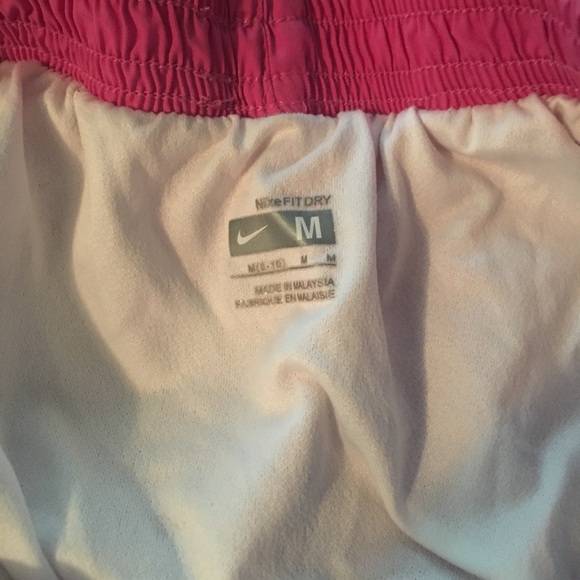 Nike shorts - Picture 2 of 2