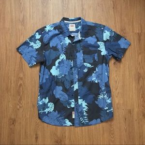 Levi's SS Button Down