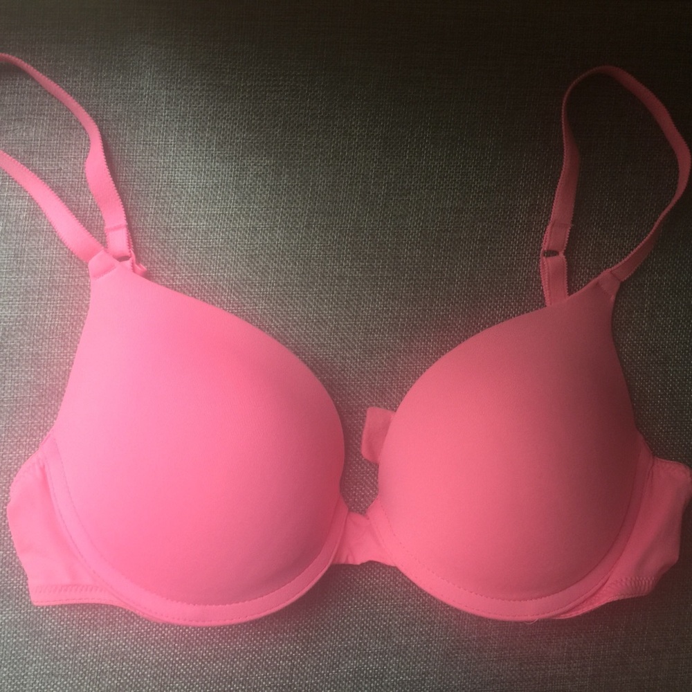 VS PINK Hot Pink Push-Up Bra