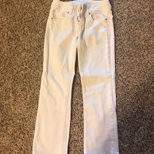 White American Eagle capris
