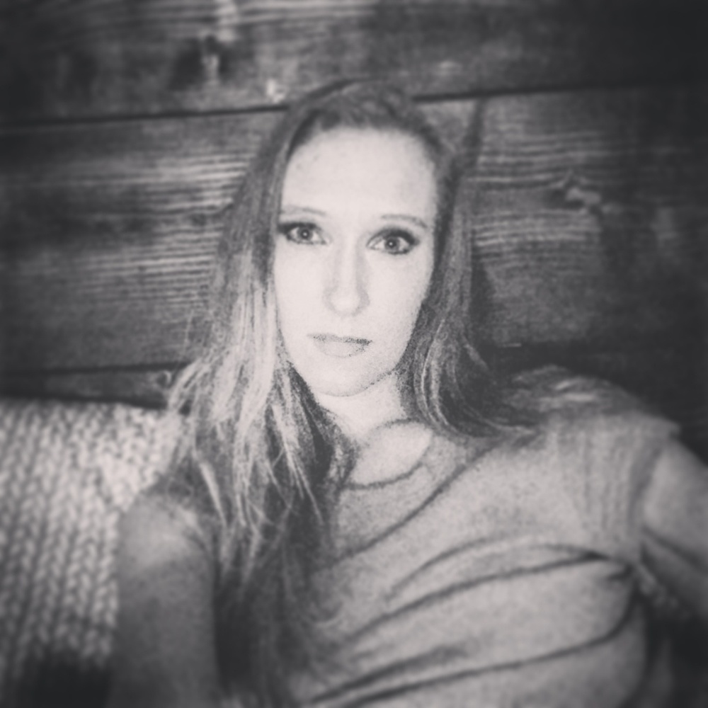 Meet your Posher, Kaila