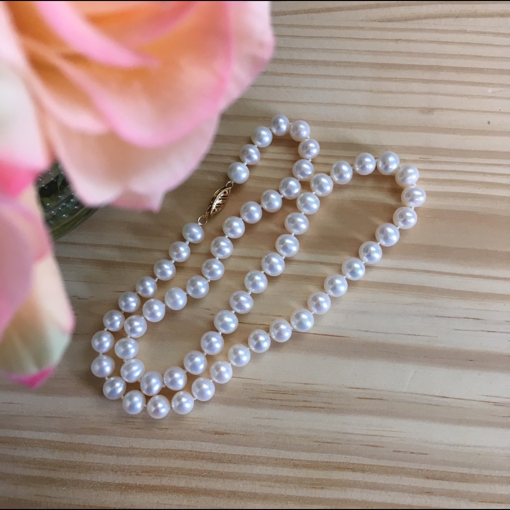 Freshwater Pearl Strand Necklace