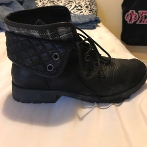 Cut off combat boots