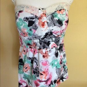 Insanely gorgeous strapless babydoll top! 🎀