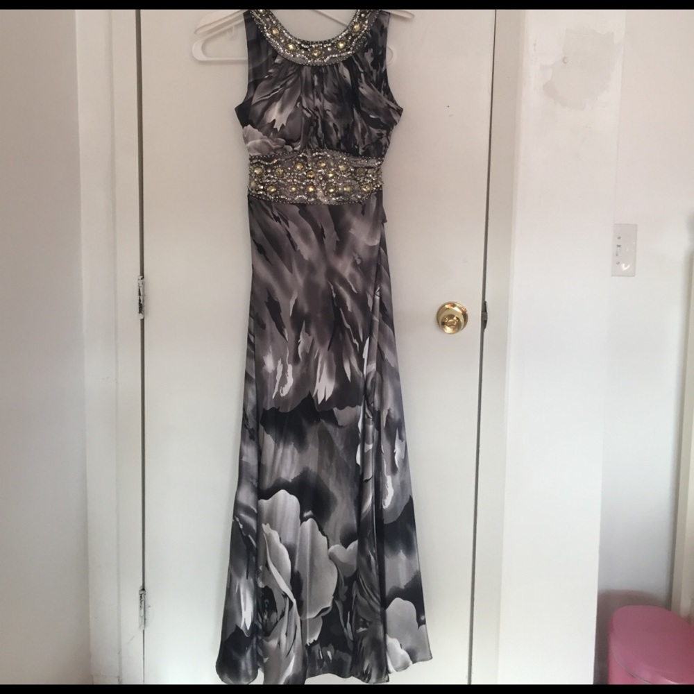 Gorgeous grey prom dress