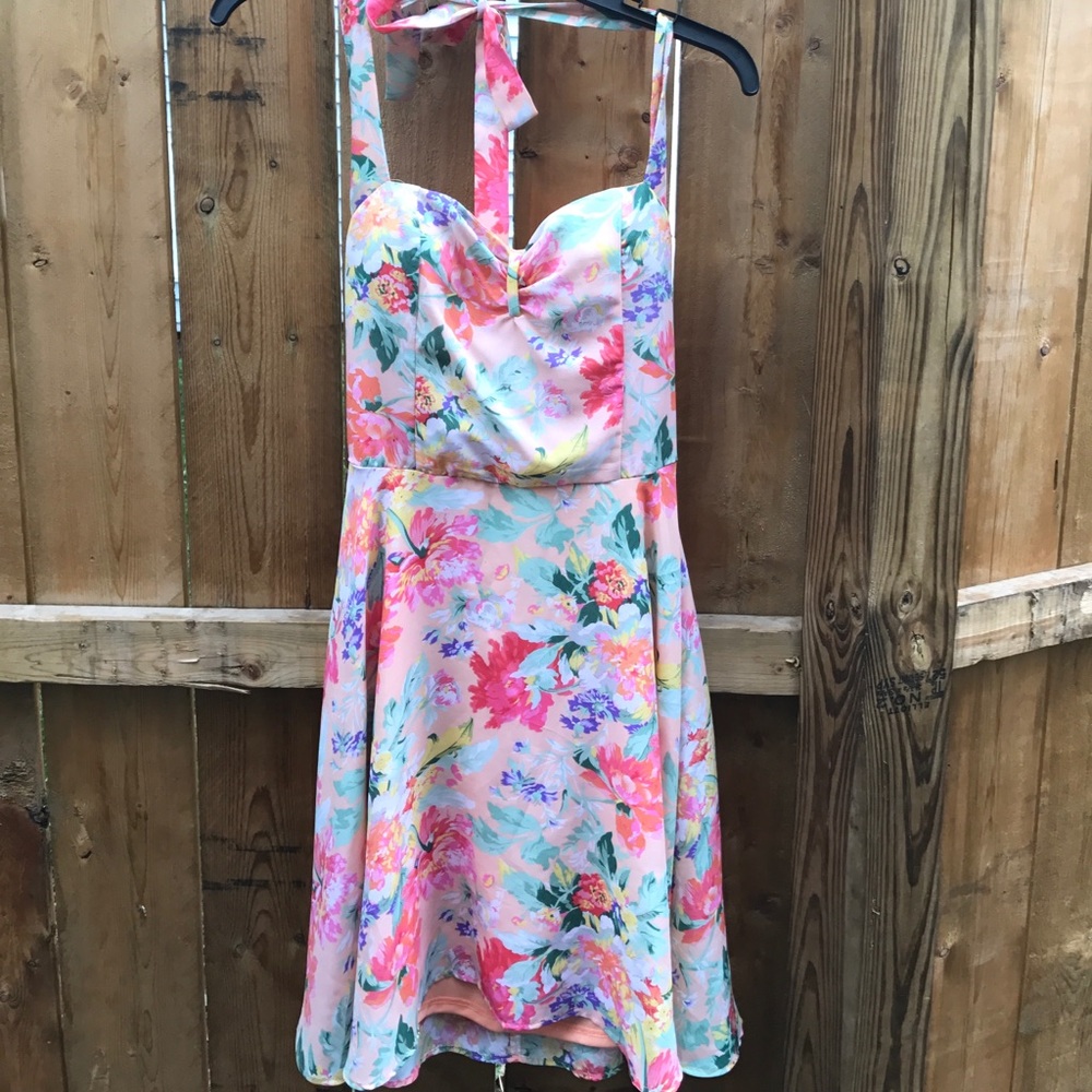 Adorable halter dress