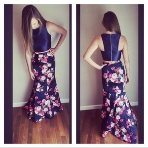 Two Piece Navy & Floral 🌺🌸 Prom Dress