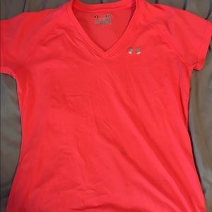 Women's Under Armour shirt