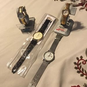Assorted watches. Brand new. Quartz.