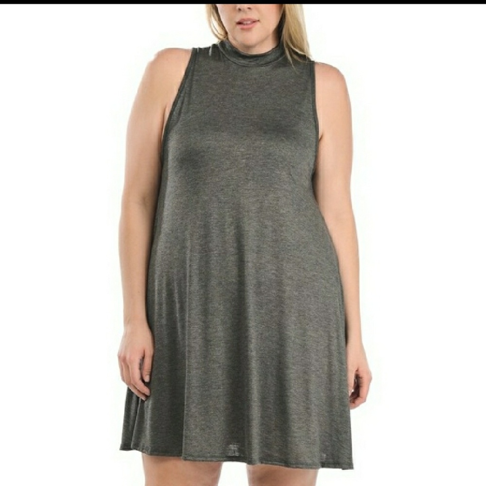 Bellino Mock Neck Shift Dress