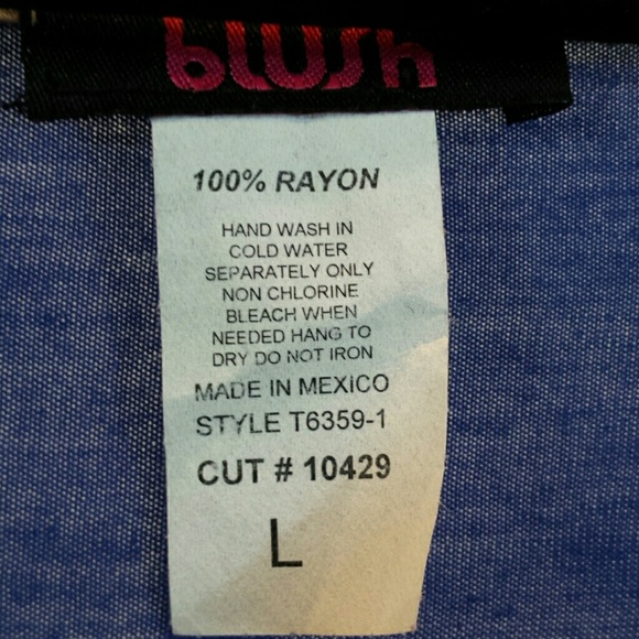 *NEW LISTING* Blush Short Sleeve Raglan Top NWOT - Picture 6 of 7