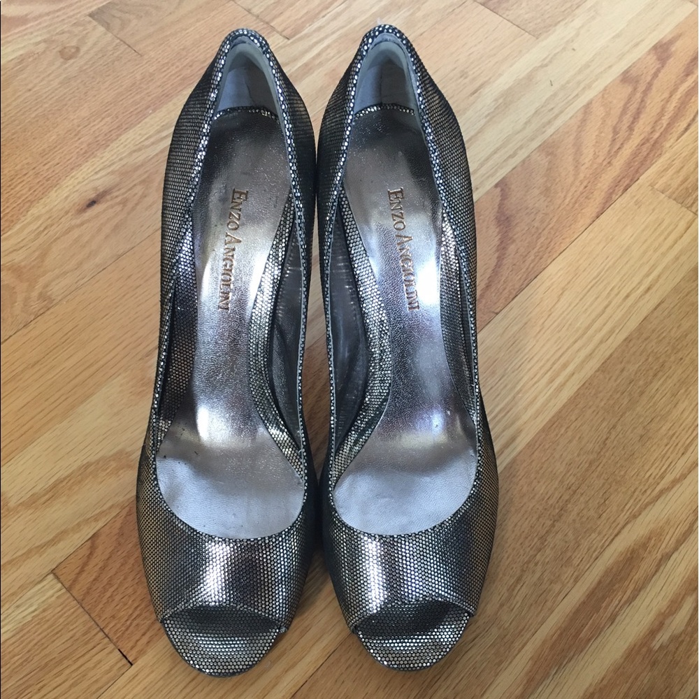 Enzo Angiolini peep toe pumps