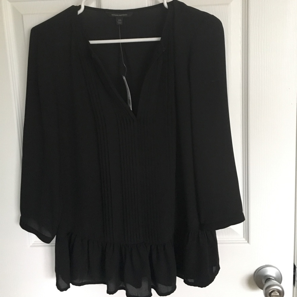 NWT Banana Republic black blouse size XS
