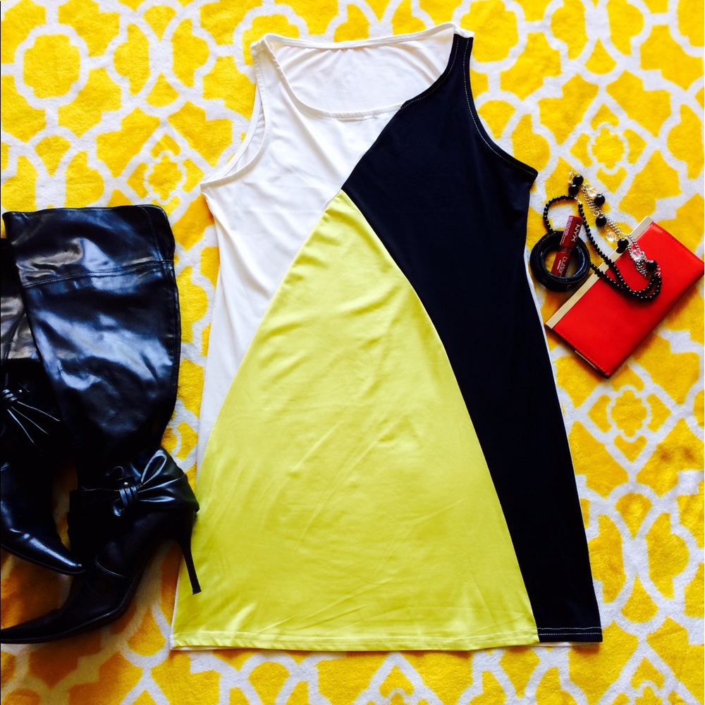 💋Adorable Color Block Dress💋