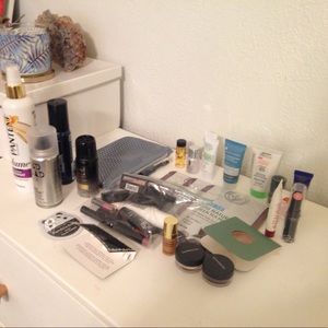 Huge beauty bundle ❤💜❤😱