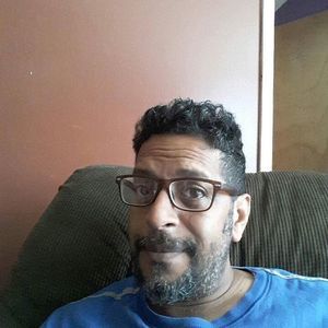 Meet your Posher, Leahcim