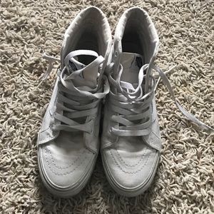 Dirty White Sk8 Hi Vans
