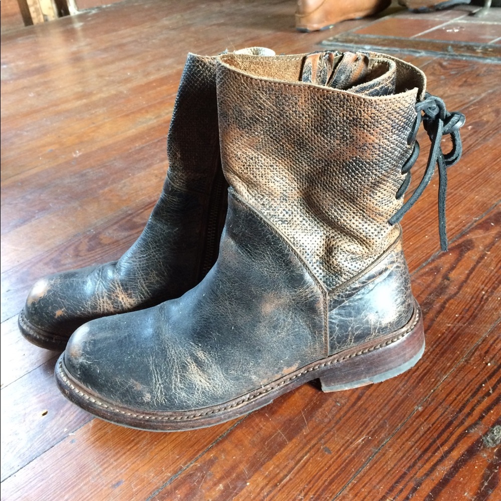 Bed Stu distressed black leather boots