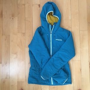 Patagonia Nano air hoodie, xs in teal and yellow