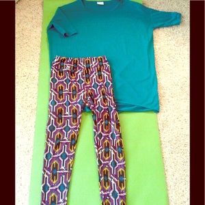 Oversized T and Leggings