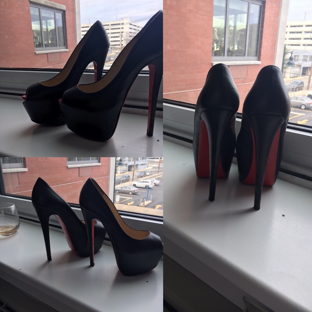 christian louboutin peep toe pumps with out box