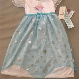 Disney frozen night gown