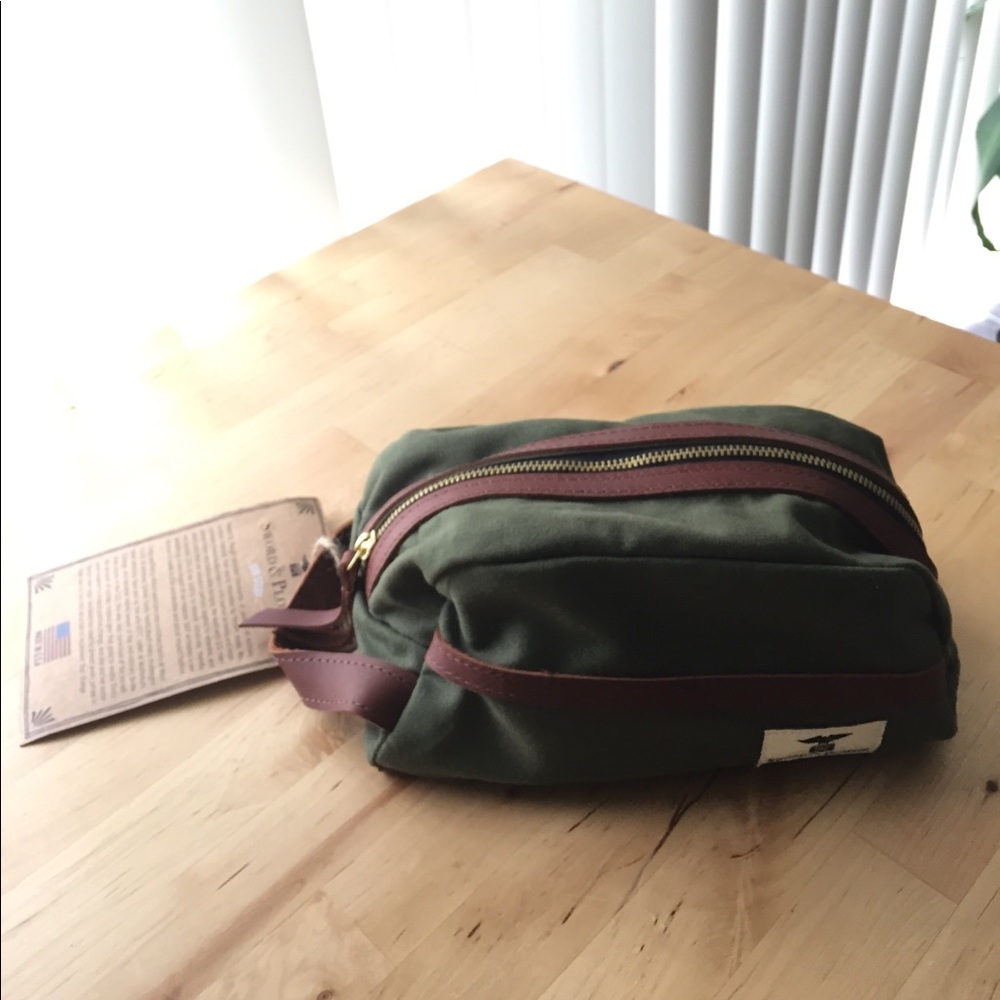 Sword & Plough Travel, Toiletry Bag / Dopp Kit