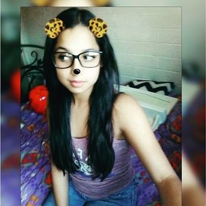 Meet your Posher, Marissa