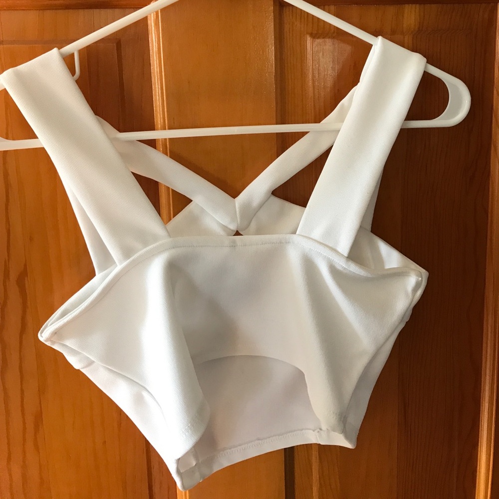 Top - Picture 2 of 4