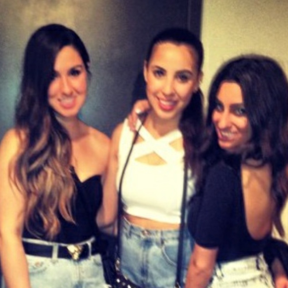 Top - Picture 3 of 4