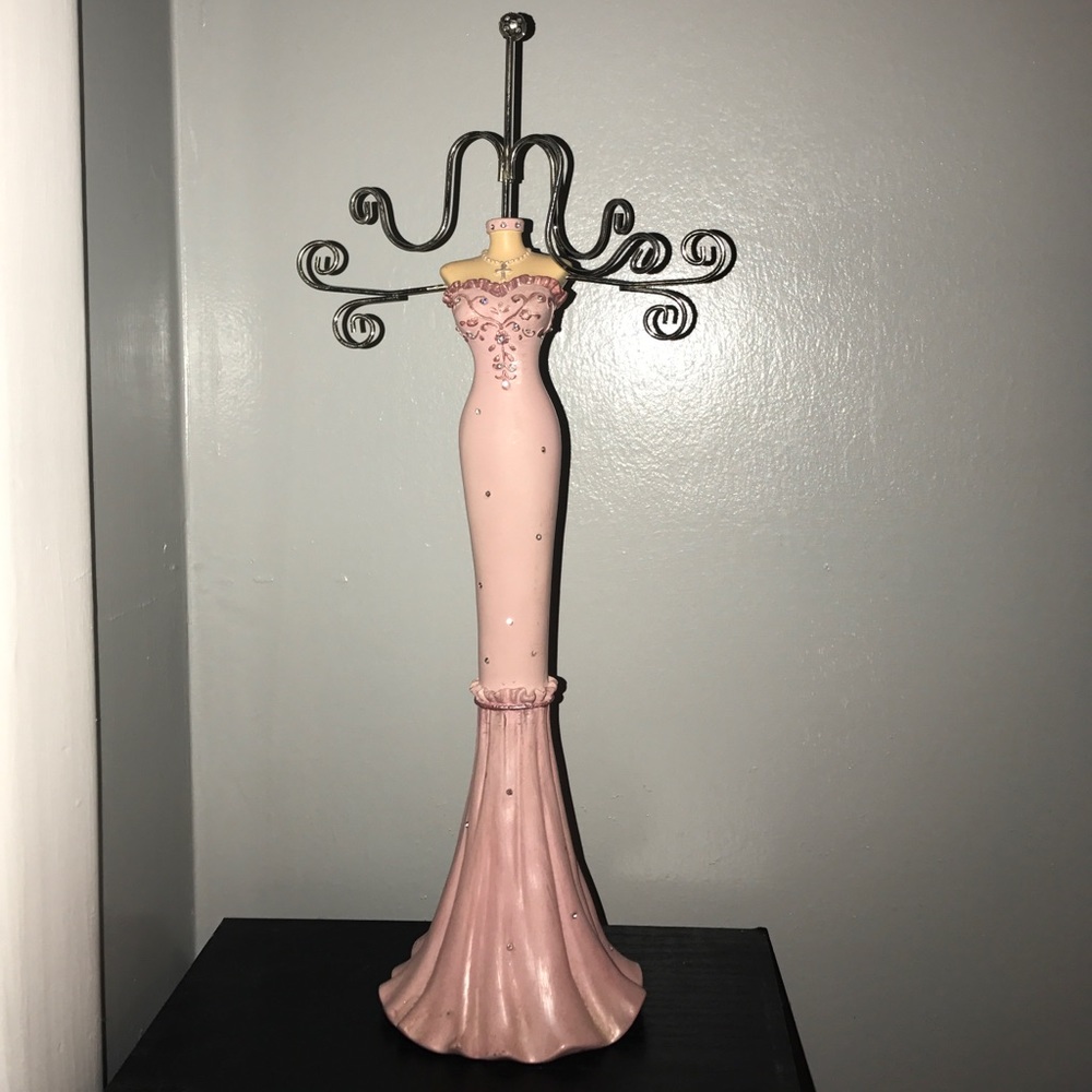 Jewelry holder
