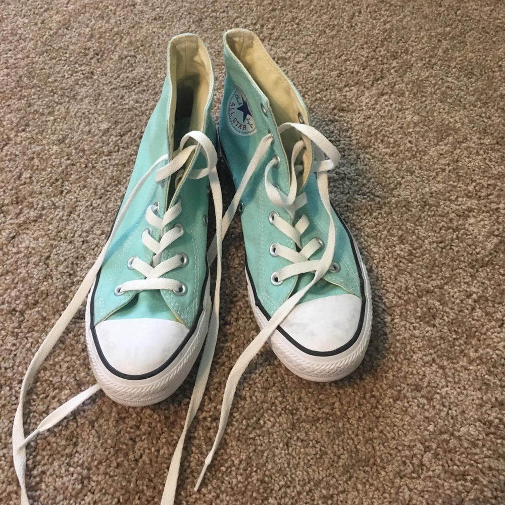 Mint converse