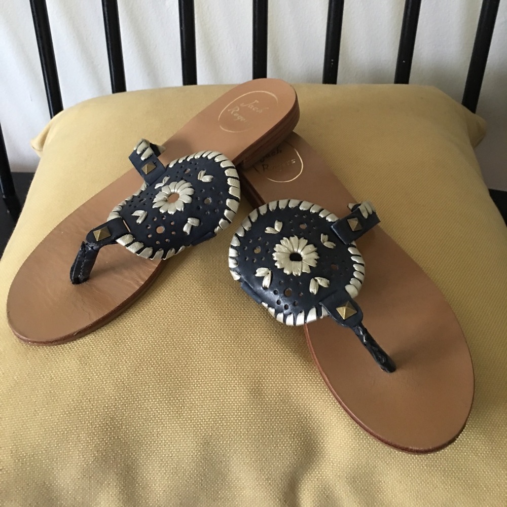 Jack Rogers size 6 Excellent condition