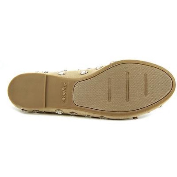 🌸Host Pick!🌸 Siena Women Round Toe Canvas Loafer - Picture 6 of 8
