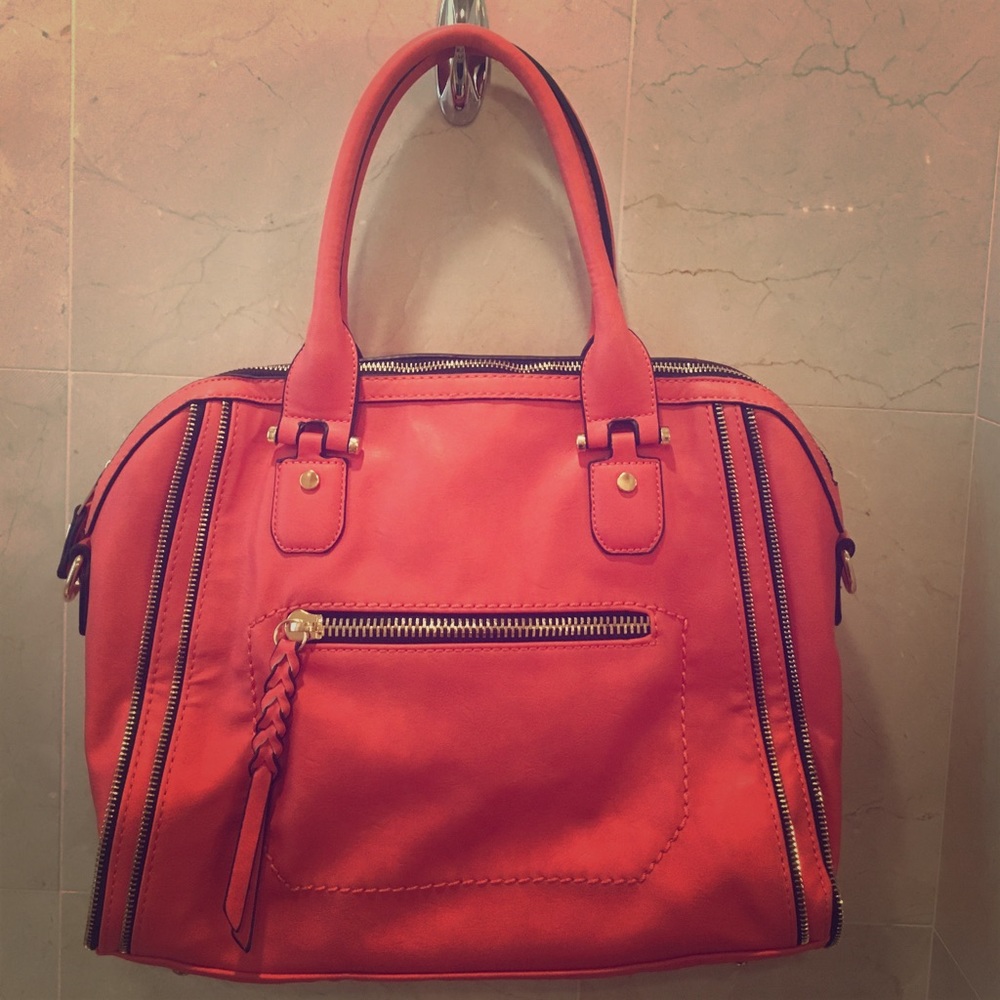 Urban expressions satchel