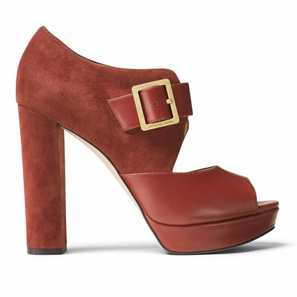 MK Platform.Heels - Picture 2 of 4