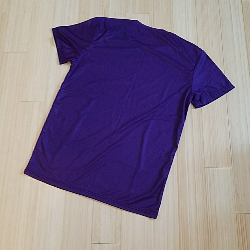 Test Pattern Tee in Size Medium - Picture 2 of 2