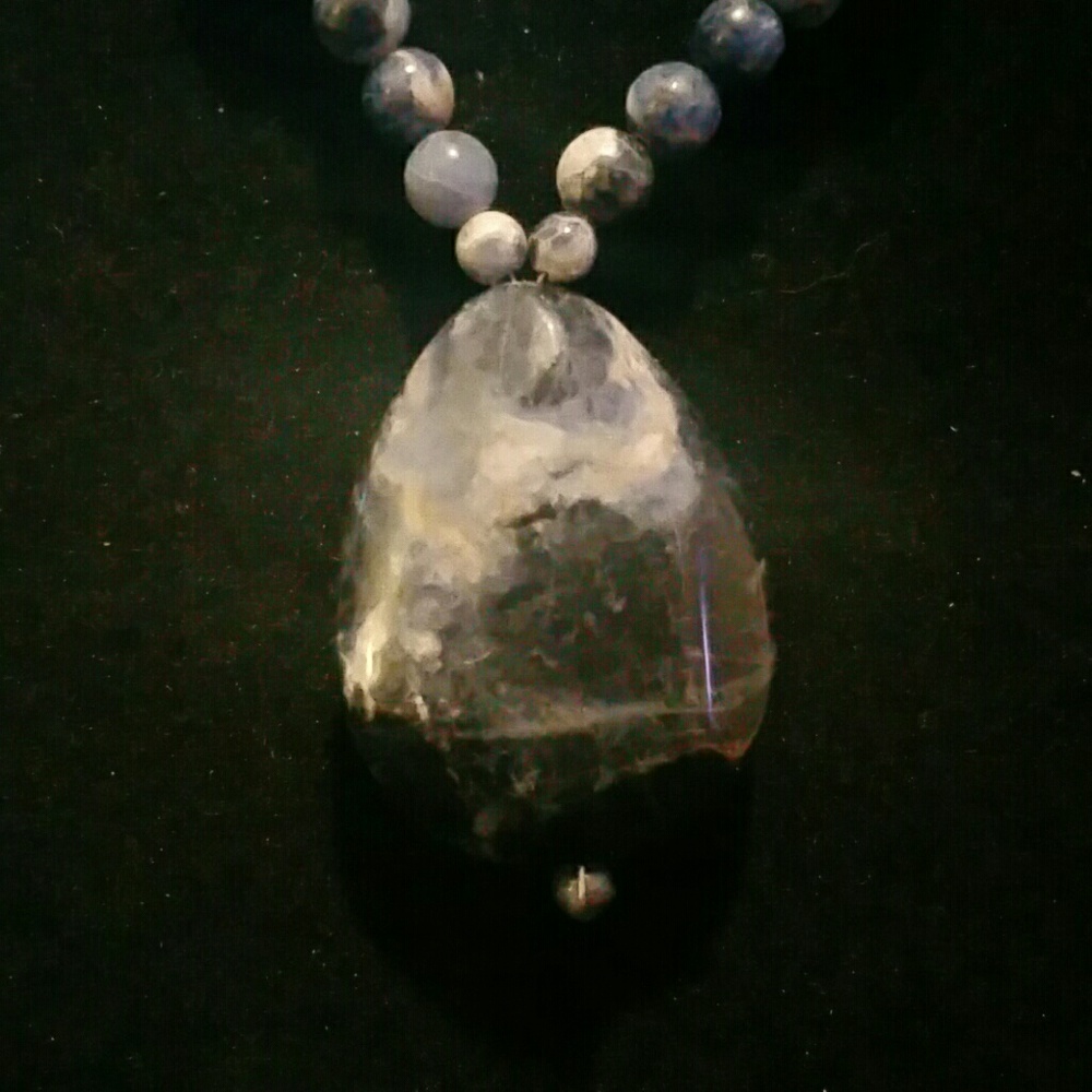 Handmade necklace - Picture 2 of 3