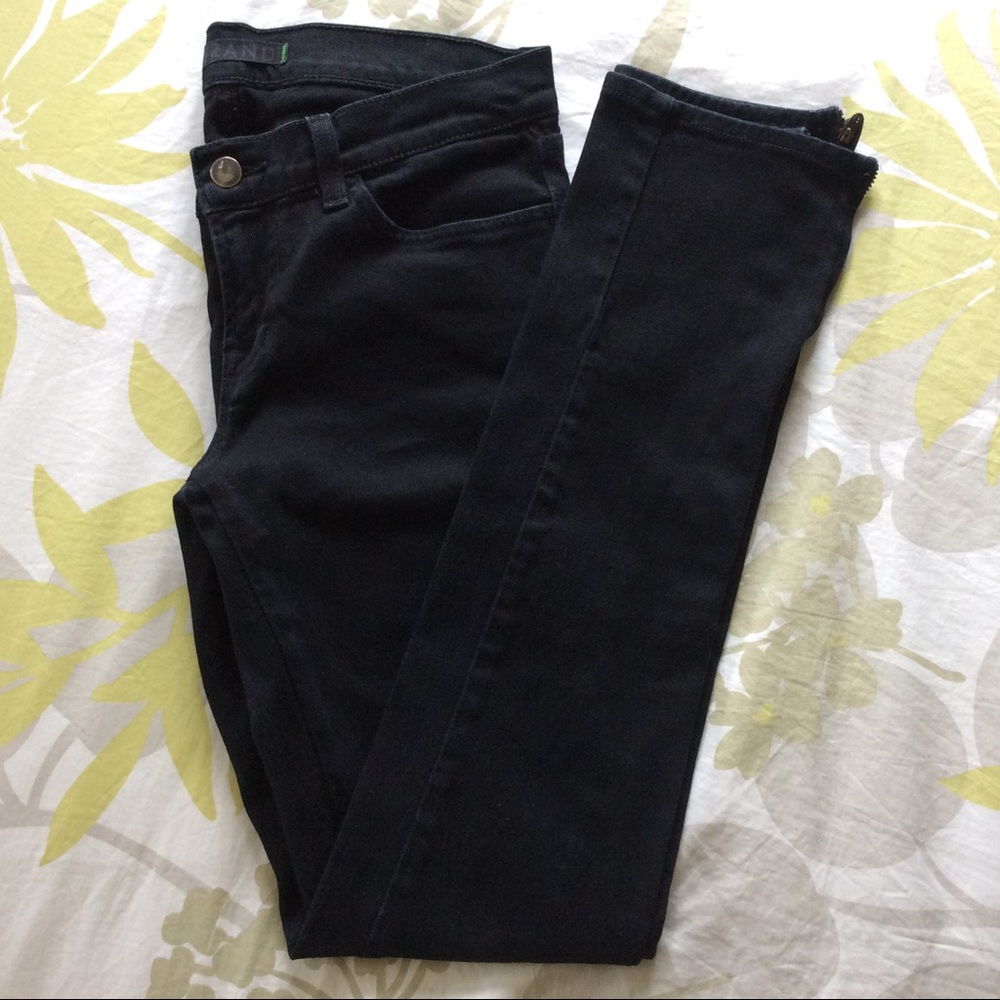 J Brand - The Deal Noir Skinny Jeans - sz 27