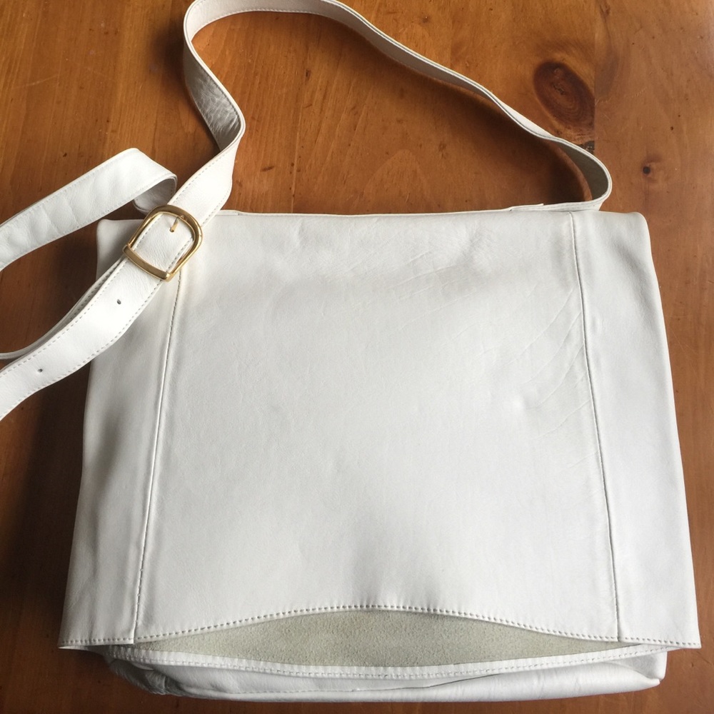 Handbag - Picture 2 of 5
