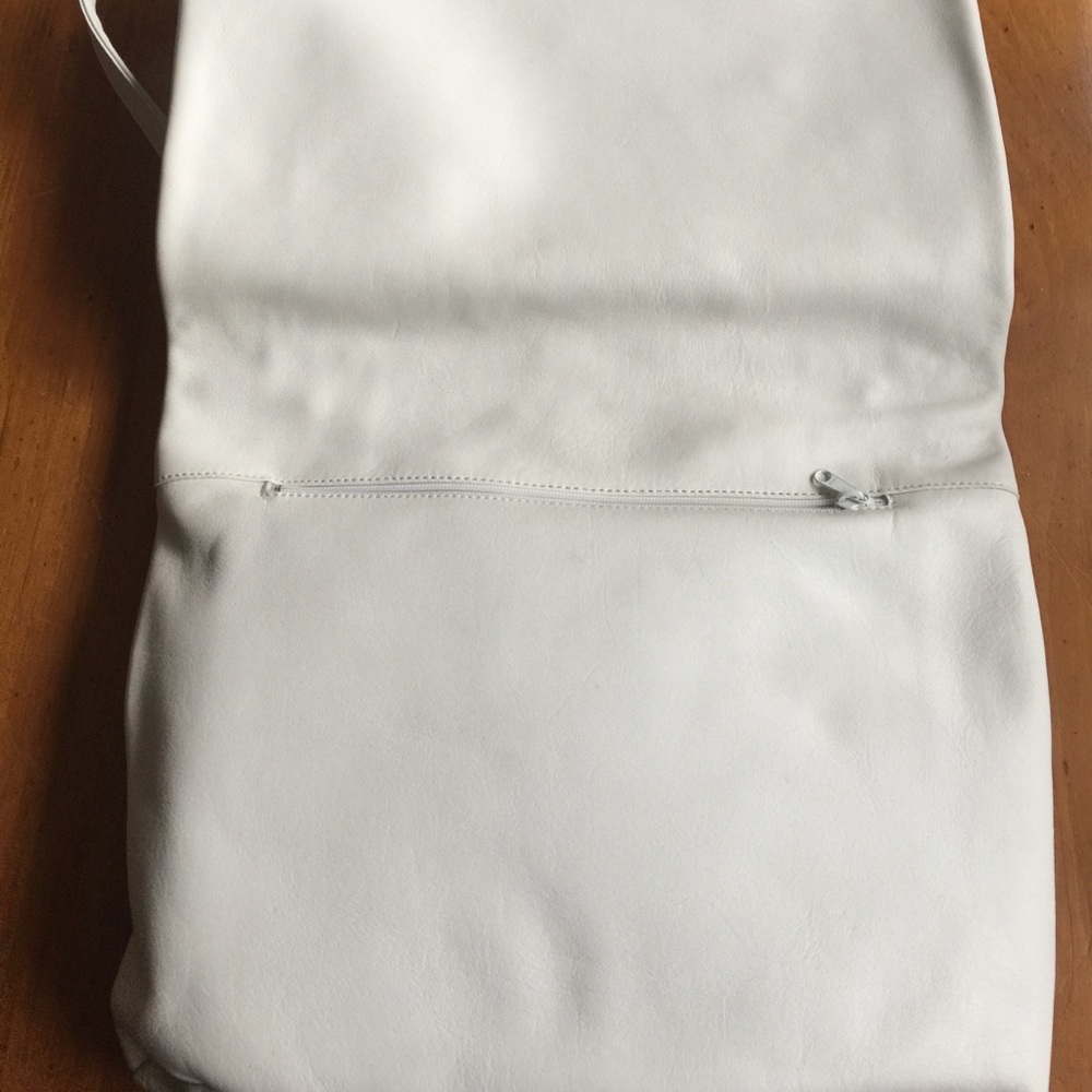Handbag - Picture 3 of 5