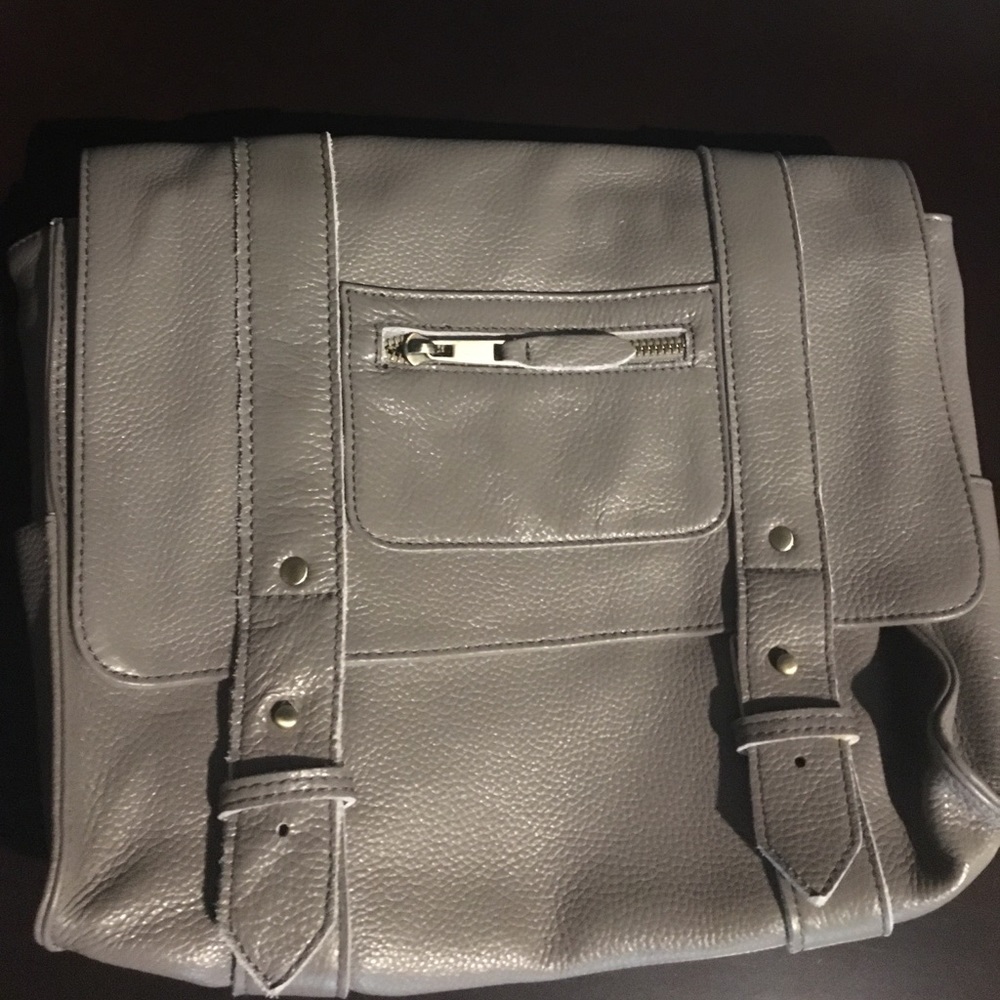 Vere Verto Convertible Backpack