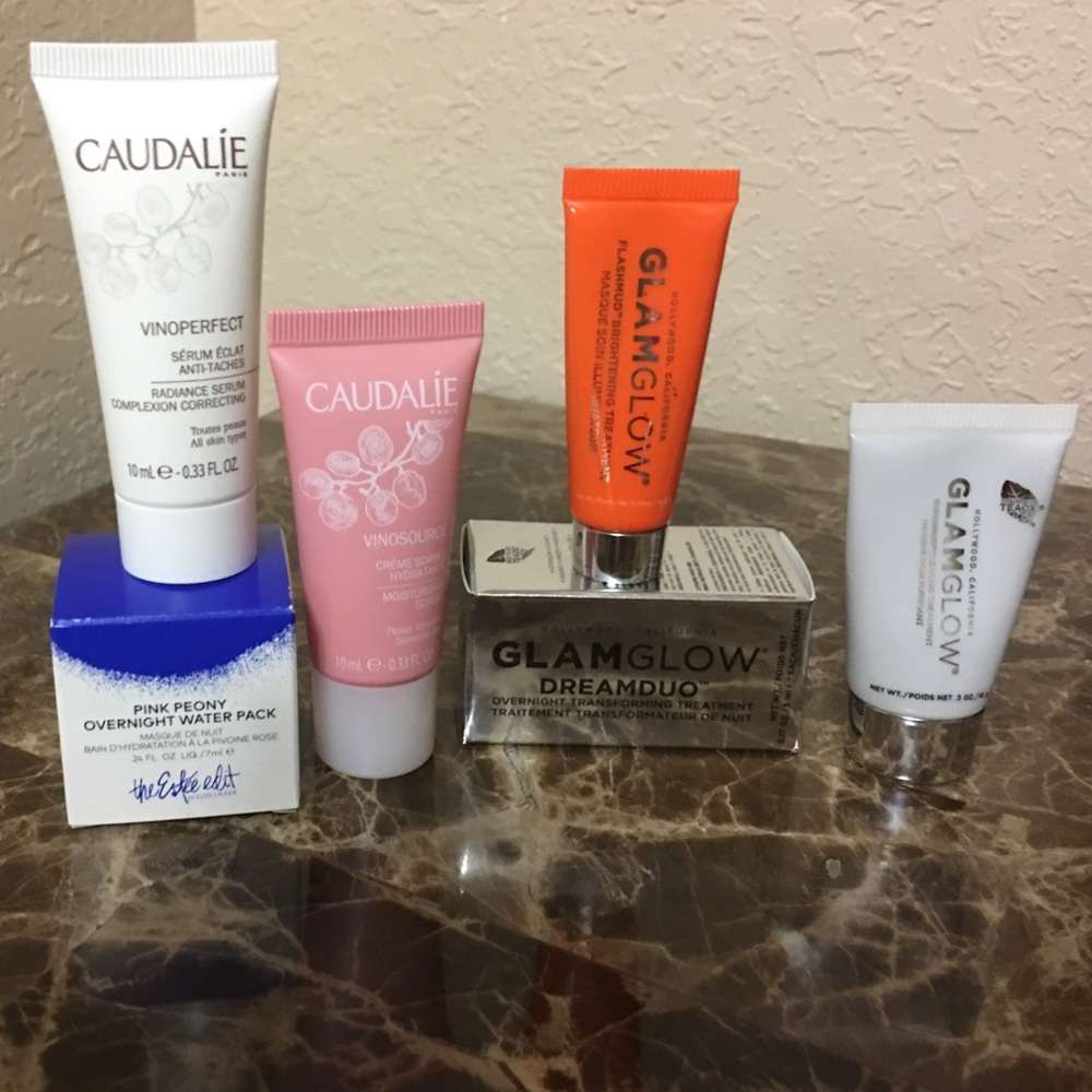 New deluxe samples of high end skin care